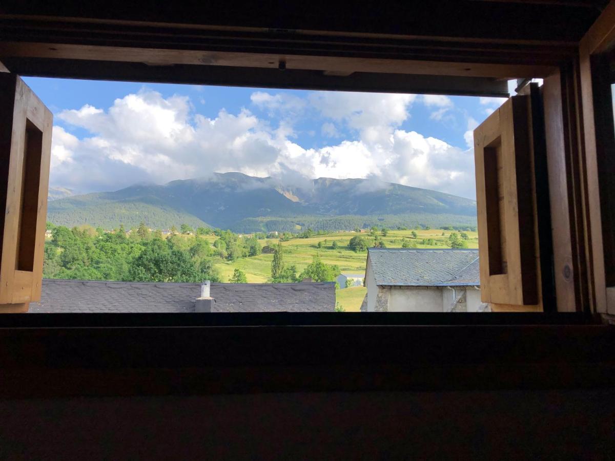 Charmant appartement dans le village/Coqueto apartamento en el pueblecito La Cabanasse Extérieur photo