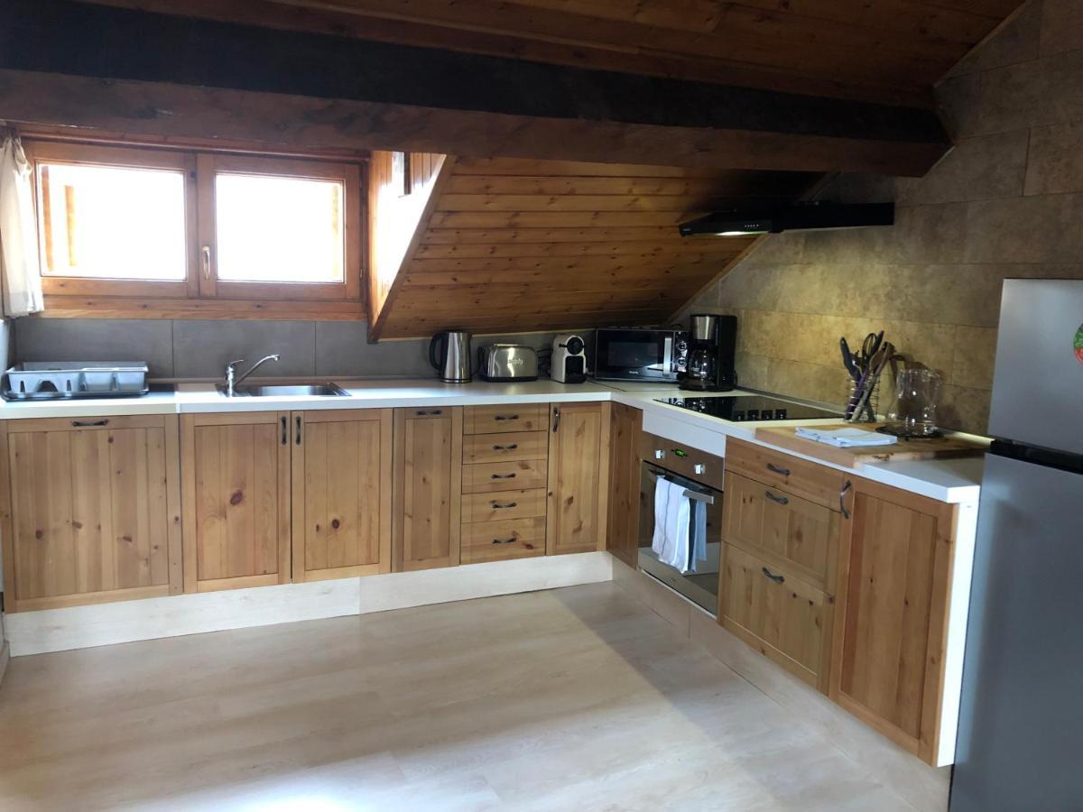 Charmant appartement dans le village/Coqueto apartamento en el pueblecito La Cabanasse Extérieur photo