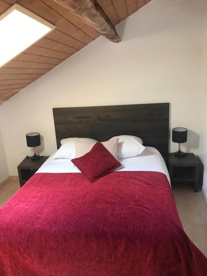 Charmant appartement dans le village/Coqueto apartamento en el pueblecito La Cabanasse Extérieur photo